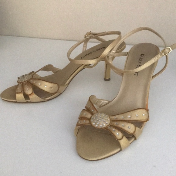 Karen Scott Gold Formal Heels - Picture 1 of 5
